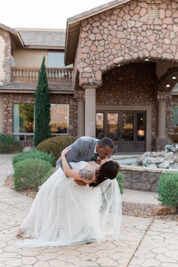 Bride and groom Photos at Superstition Manor wedding venue in Mesa, Arizona